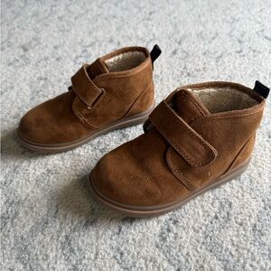 Cat & Jack Tan Kids Boots with Velcro Strap